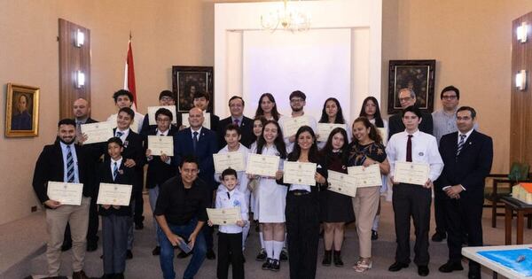 La Nación / Academias Estudiantiles de Historia, un espacio de formación para adolescentes