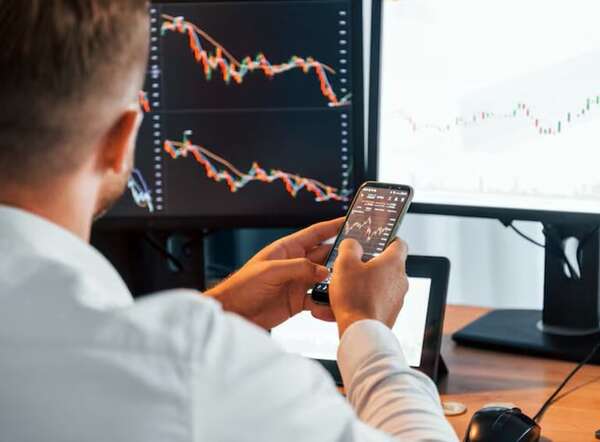 Directora de Moody’s señala en qué casos Paraguay podría perder grado de inversión - Económico - ABC Color