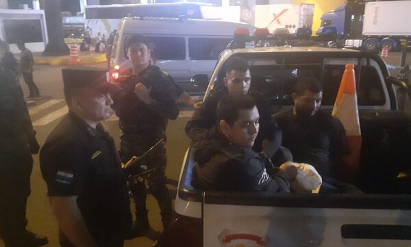 Detienen a «asaltantes de frontera» en CDE
