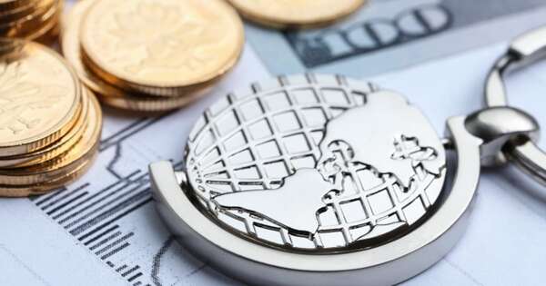 La Nación / La función empresarial: política y economía