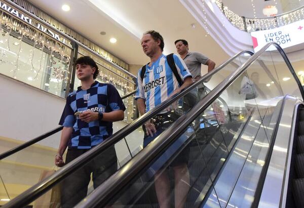 Destacan gran movimiento comercial con la final de la Sudamericana - Economía - ABC Color