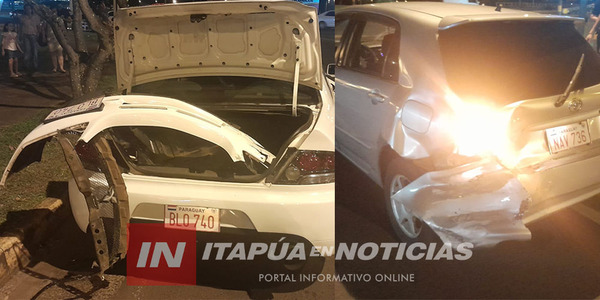 UNA JOVEN LESIONADA TRAS COLISIÓN DE AUTOMÓVILES EN ENCARNACIÓN - Itapúa Noticias