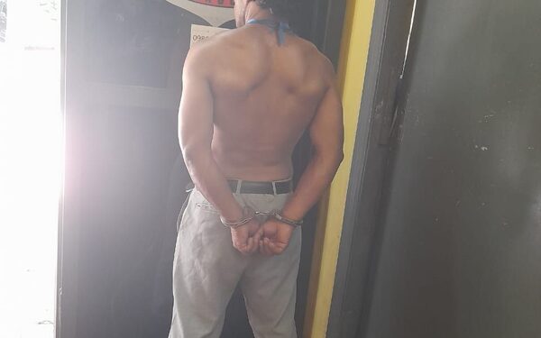 Detienen a sujeto con orden de captura por violencia familiar