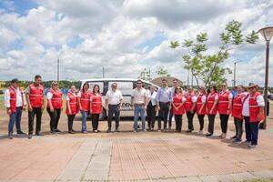 Ministerio de la Niñez entregó camioneta y equipos informáticos a la Codeni de Encarnación - .::Agencia IP::.