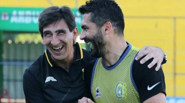 Versus / El mensaje a "Sasá" a Gustavo Costas por el título de la Copa Sudamericana