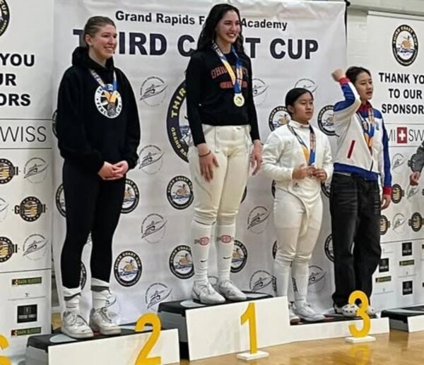 Montserrat Viveros conquista título en Michigan