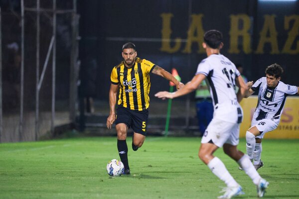Guaraní se despide del Estadio Rogelio Livieres triunfando sobre Tacuary - 1000 Noticias