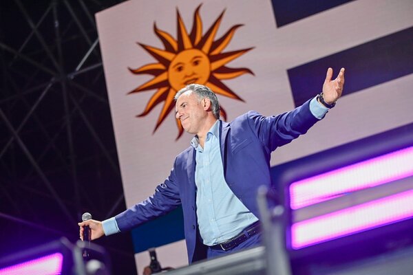 Yamandú Orsi hoy fue electo como nuevo Presidente de Uruguay