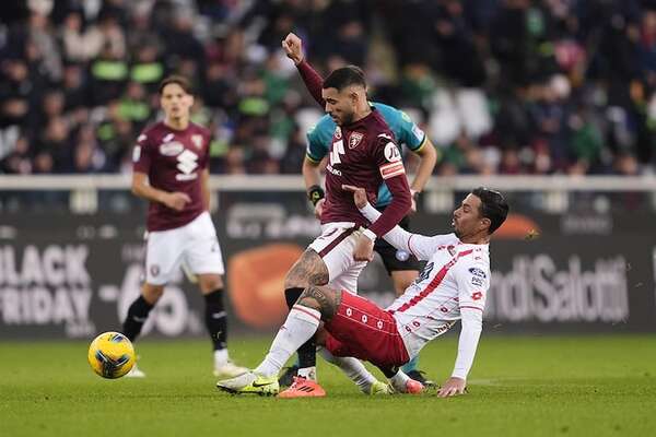 Napoli vuelve a liderar en soledad - Fútbol Internacional - ABC Color