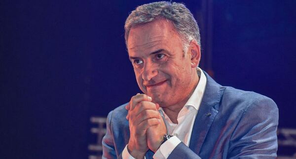 Yamandú Orsi es elegido como el nuevo presidente de Uruguay