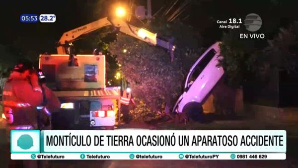 Montículo de tierra ocasionó un aparatoso accidente en Mariano Roque Alonso