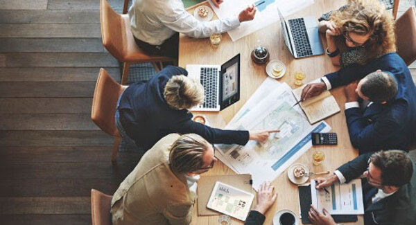 Para el 2030, 70% de la juventud de América Latina trabajará en el sector servicios, dice estudio