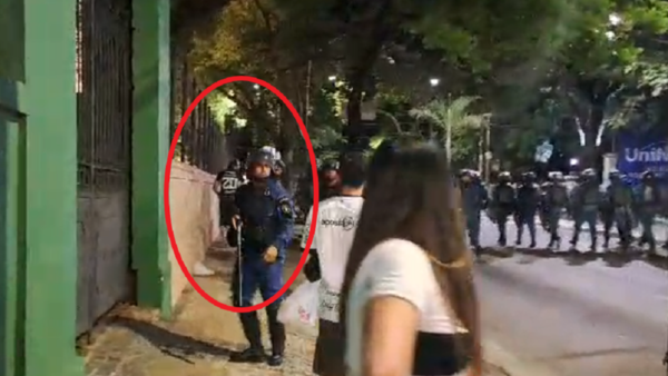 Policía que agredió a hincha de Olimpia tenía “problemas personales”, afirma su jefe
