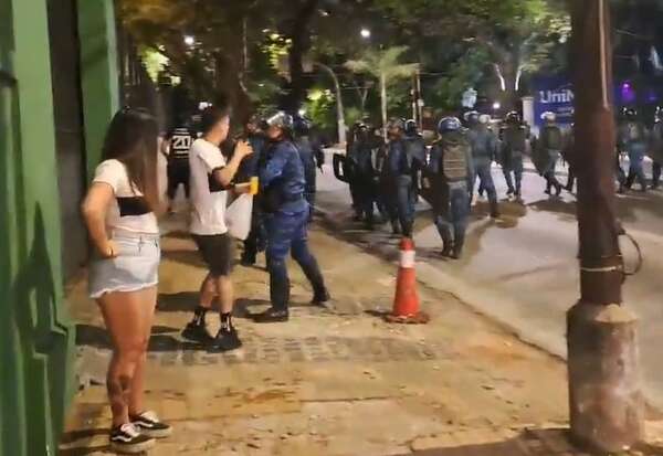 Comandante de la Policía garantiza que agresión a hincha no quedará impune - Nacionales - ABC Color