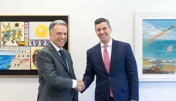 Peña felicita a pueblo uruguayo y habla con Yamandú Orsi, ganador de elecciones