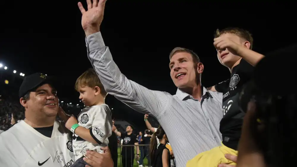 Martín Palermo, primer título y renovación para el 2025