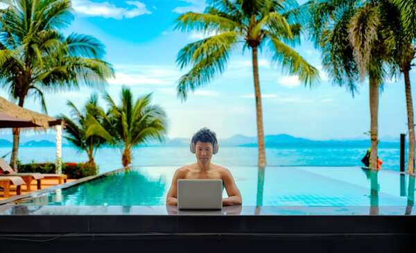 Workation: cómo combinar trabajo remoto y turismo de forma efectiva - Viajes - ABC Color