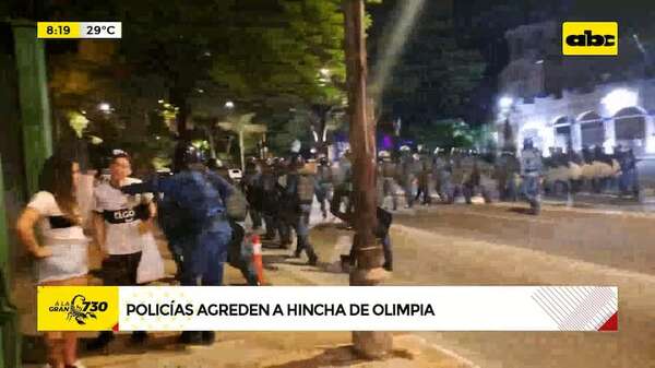 Agresión policial contra hincha olimpista: “sí o sí habrá sanción” dice comandante - ABC Noticias - ABC Color
