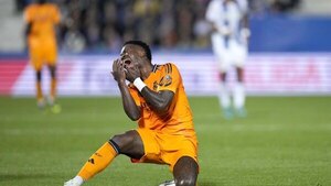 Versus / Vinicius se lesiona y se pierde el duelo de Champions contra el Liverpool