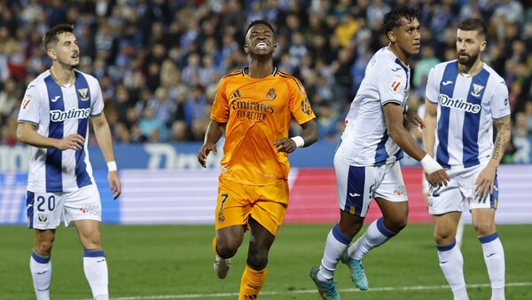 Vinícius achaca su lesión “al loco calendario”