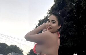 (VIDEO) ¿Flor Maldonado carga con la nueva cola del verano?