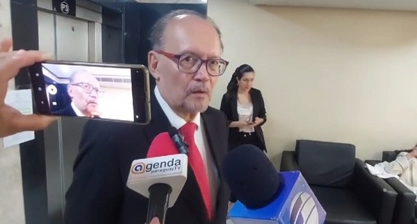 Piden G. 8.000 millones más para mantenimiento del bloque de Pediatría de Clínicas