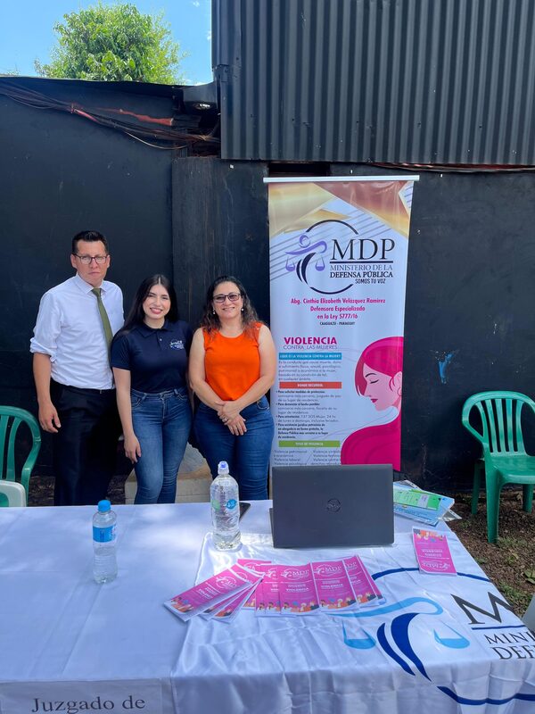 Mujeres de Tembiaporá tienen acceso gratuito a ecografías, asesoría legal y más con ciudad mujer móvil