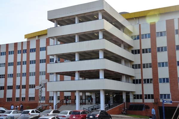 Pediatría del Hospital de Clínicas solicita inyección de G. 8000 millones