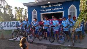 Paraguayos pedalean por la fe desde Argentina hasta Caacupé