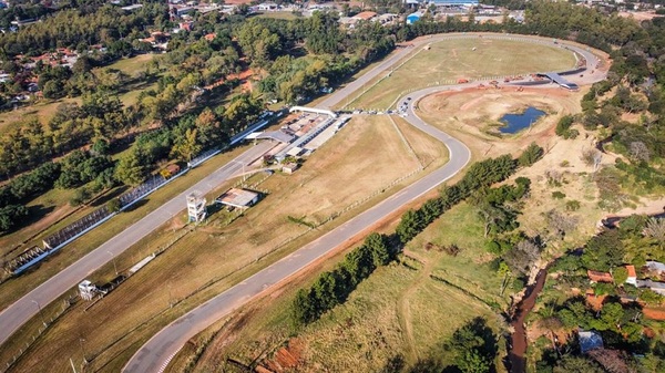 Clausuran por tiempo indefinido el Autódromo Rubén Dumot - trece