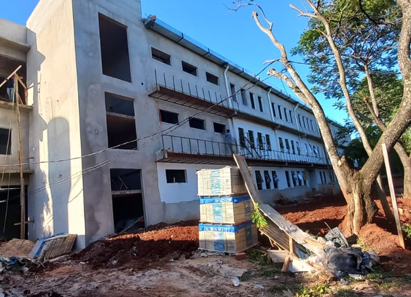 Nuevo edificio de la Décima Región Sanitaria estará listo en marzo de 2025 - La Clave