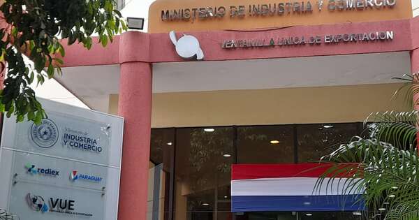 La Nación / Capacitan a representantes de gremios y empresarios para potenciar exportación de servicios
