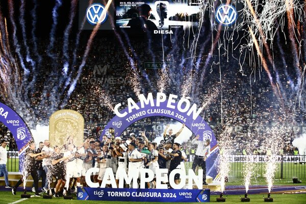Versus / Richard Ortiz cuenta quién fue el mejor jugador de Olimpia en el Clausura 2024