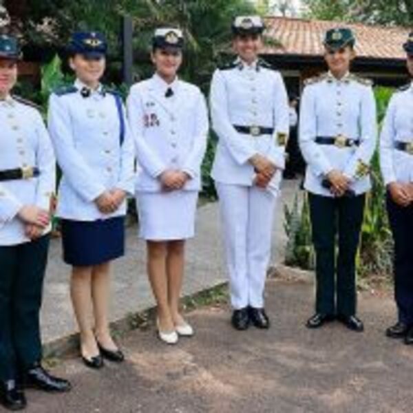 Presidente Peña anunció el ingreso de mujeres al CIMEFOR :: Presidencia de la República del Paraguay