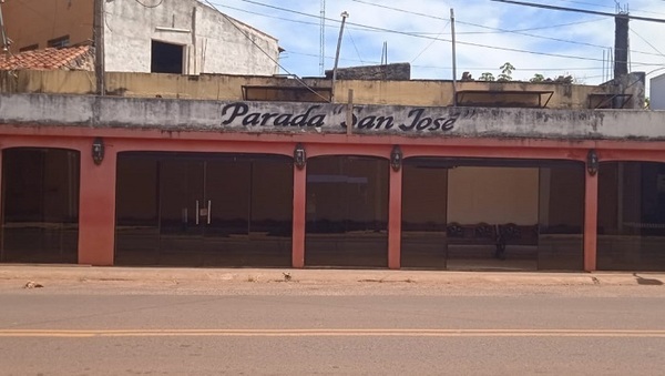 Parada de ómnibus de San José en estado de abandono - Noticiero Paraguay