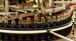 Coa Cola invierte USD 40 millones en embotelladora cerrada durante 20 años en Argentina