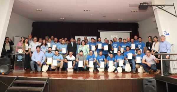 El INTN y el MADES certifican a 56 técnicos en Refrigeración y Aire Acondicionado