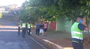 Agente de la PMT es agredido por borracho durante un control de tránsito - Noticiero Paraguay