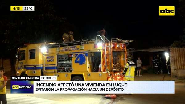 Video: Incendio afectó parte de una vivienda en Luque - ABC Noticias - ABC Color