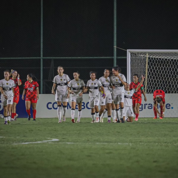 Olimpia golea a Libertad y se instala en la final de la Copa Paraguay FEM - 1000 Noticias