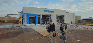 Hay tres detenidos por robo de bóveda en Naranjal - Portal Digital Cáritas Universidad Católica