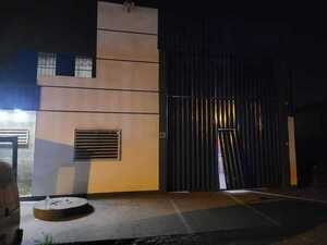 Roban celulares, computadoras y parlantes de depósito de tienda comercial - La Clave