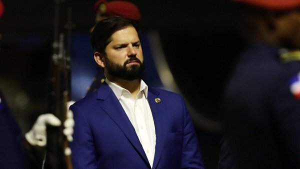 Estos son los 25 correos entre Gabriel Boric y la mujer que lo denunció por acoso sexual