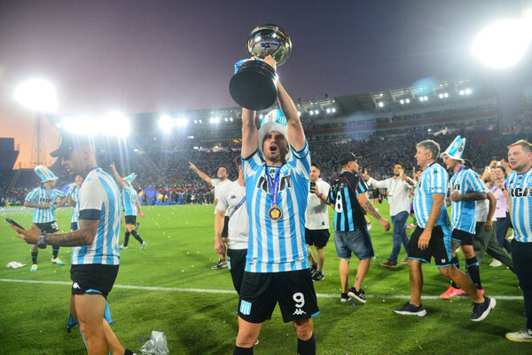 Versus / Luis Fariña recuerda a Cerro Porteño y felicita a Adrián Martínez por la Sudamericana