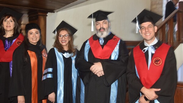 Graduación de Universidad Autónoma