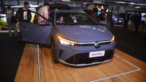 Brindis por novedades de Volkswagen en el Cadam Motor Show