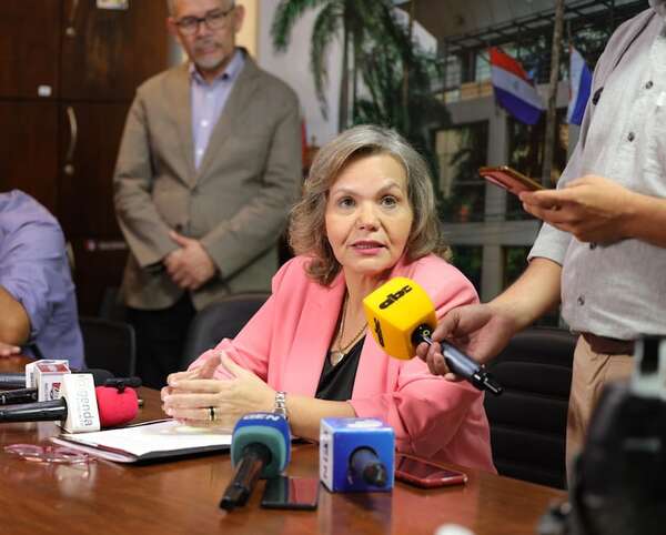 Senadora dice que Bachi también quiere saber sobre las irregularidades ante el Parlasur - Política - ABC Color