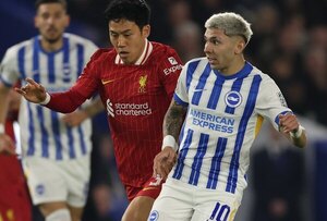 Versus / Julio Enciso fue enviado a la Sub21 del Brighton para la sumar minutos