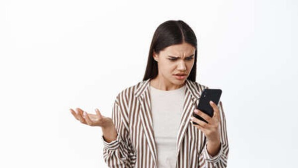 Final de clases: Hay akãrasy por peleas en grupos de WhatsApp