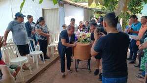 Familiares de paraguaya fallecida en España a causa de DANA dieron el último adiós - Nacionales - ABC Color